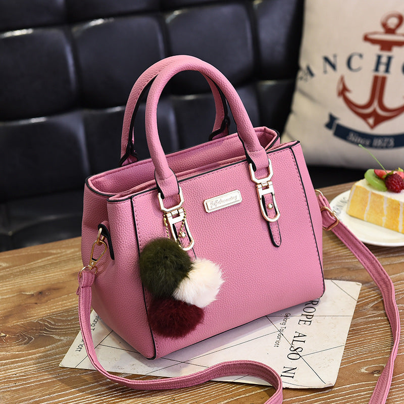 Fine Material Fashionable Small Handbag