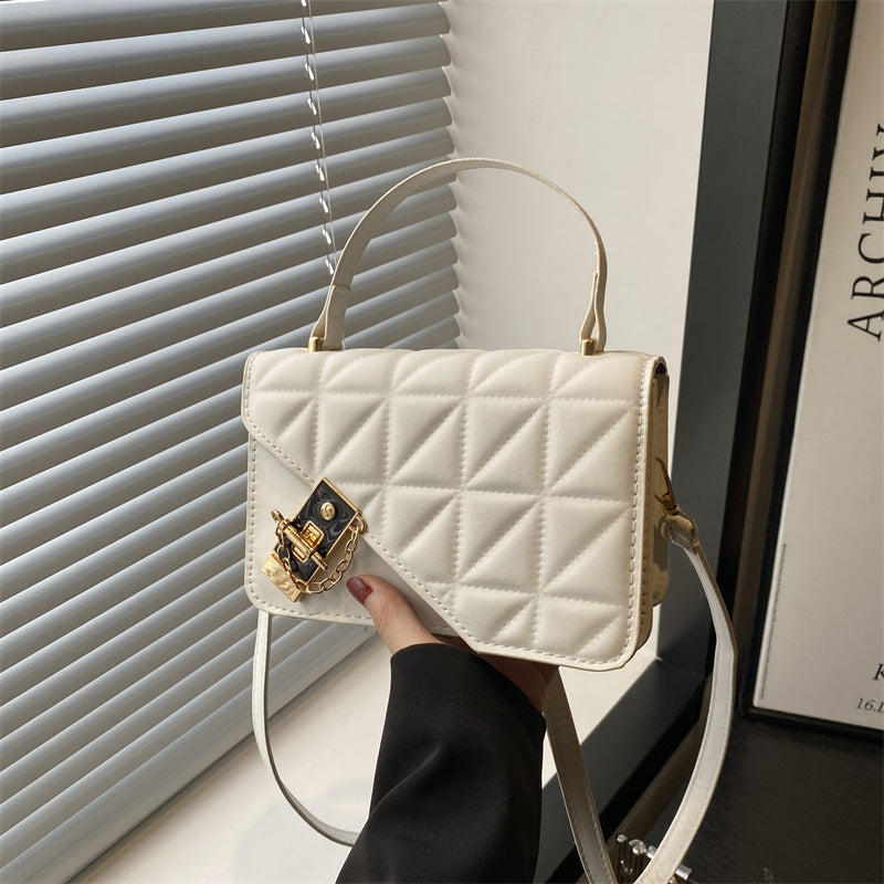 Diamond-shaped Fashionable Handbag